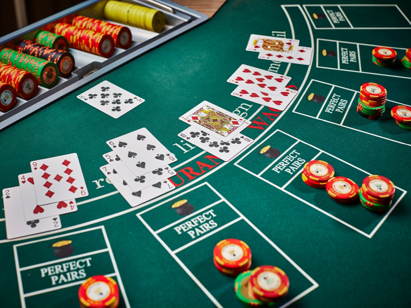 Which lottery syndicates with bitcoin share winning tickets?
