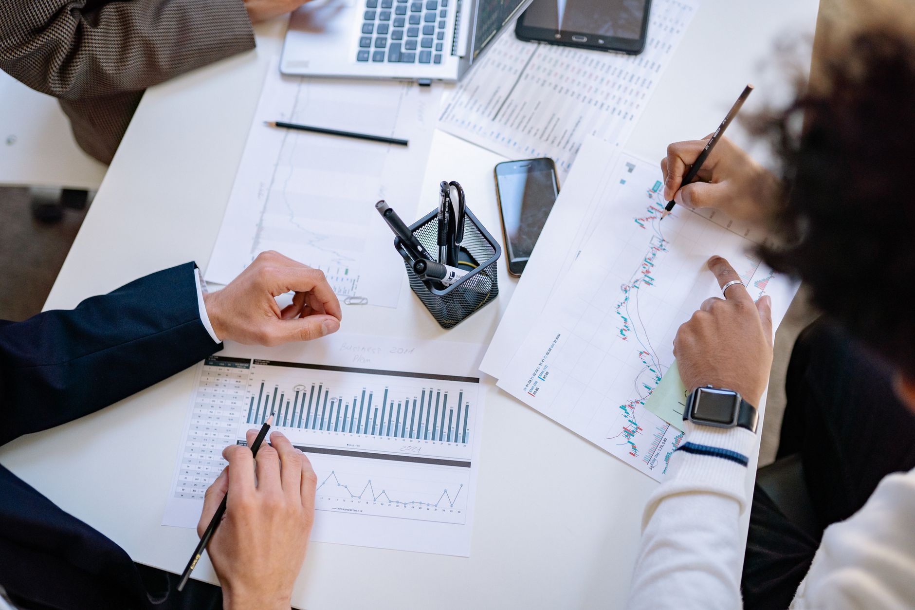The Strategic Advantage of Professional Accounting Services in Empowering SMEs